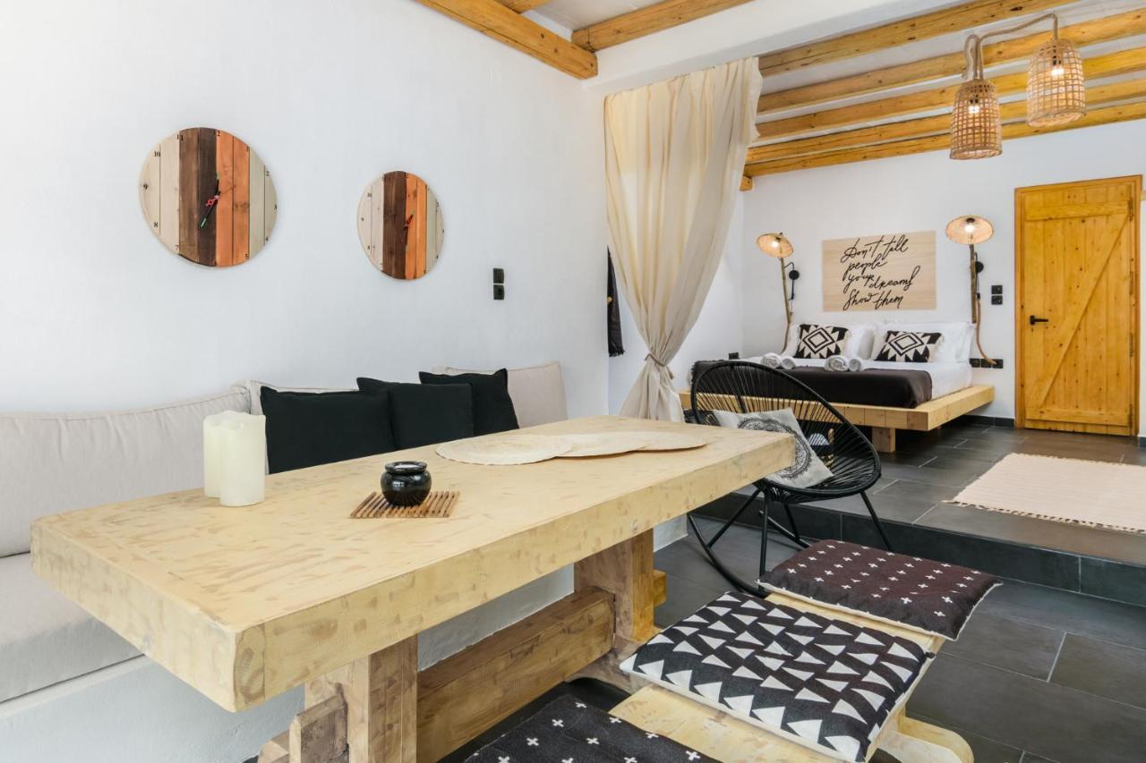 Aqua House Villa Pachaina Exterior photo